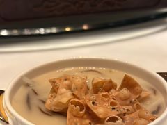 浓汤花椒竹鸡丝羹-明阁 Ming Court(广州朗豪酒店)