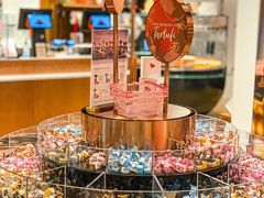 -Laderach 莱德拉(上海环贸iapm店)