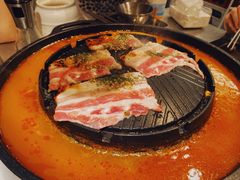 松露猪五花-小肚皮饮食店