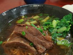 -尊品原汁牛肉面