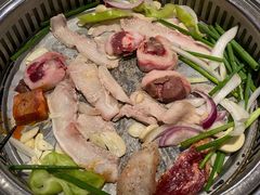 -佰烧海鲜烤肉火锅自助(世茂国际广场店)