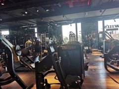 -威尔仕健身会所(古北1699店)