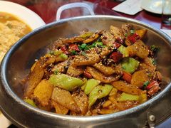 -老码头黑皮肘子锅包肉熏酱水饺(文政街店)