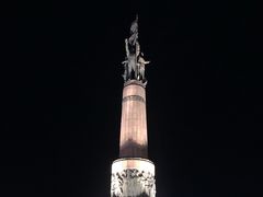 -人民防洪胜利纪念塔