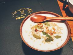 酸奶-阿里家·新疆烤肉酒場 by MIG