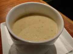 西蘭花忌廉湯-澳美客(铜锣湾翡翠明珠广场店)