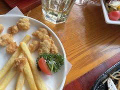 -豪客嘉族·麦尼顿西餐厅(乐福天下店)