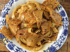 烧肉面皮-陈仓老街美食天地