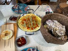 -蚝堡·生蚝海鲜烧烤物种起源•海肠捞饭(刘公岛店)