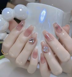 -盘子画美甲美睫美肤