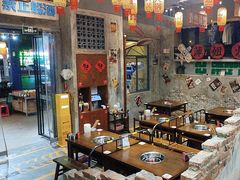 -萍姐火锅·公路夜市(武汉首店)