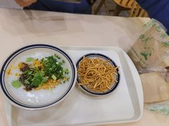 -正南齐北·老街糯米团(洪崖洞店)