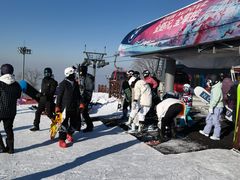 -中旅松花湖滑雪场