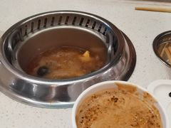 -龍歌自助小火锅(市南金茂湾店)