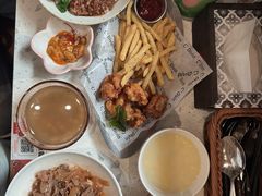 -暖食光·台式家庭餐厅·生日主题店(万达店)
