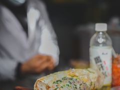 -正宗杂粮煎饼香软鸡蛋饼