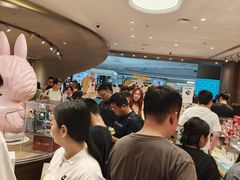 -泡泡玛特POPMART (北京超极合生汇店)