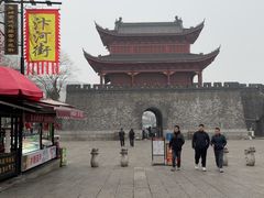 -巴陵广场
