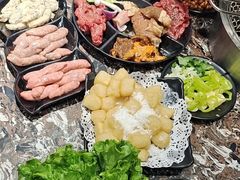 -啊美丽炭火烤肉(滑翔一店)