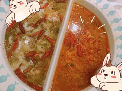 姚姚酸菜鱼拼水煮牛肉-姚姚酸菜鱼·金戈戈香港豉油鸡(喜荟城联名店)
