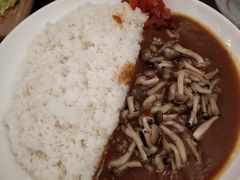 咖喱蘑菇饭-铃木食堂(帽儿胡同店)