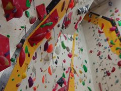 -问山MountQuest攀岩馆