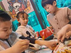 -Famous肥猫墨西哥音乐餐吧(五棵松华熙LIVE店)