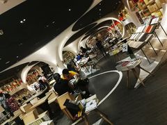 -钟书阁(珍园店)