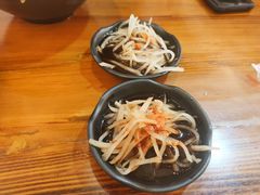 -丽虹云南过桥米线(兴工街店)