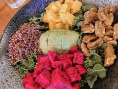 羽衣甘蓝沙拉-普兰达德国餐厅·德式脆皮烤猪肘·自酿啤酒(观唐店)