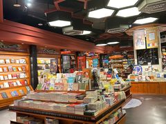 -西西弗书店&矢量咖啡(静安大悦城店)