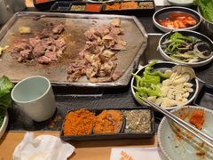 -犟牛家·榴莲烤肉(五棵松店)