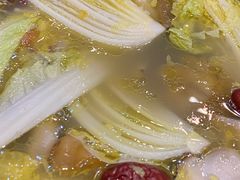 -香巴拉云南餐厅(华莱坞店)