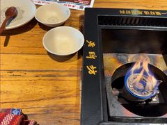 -老牌坊云南鱼豆花火锅(爱建店)