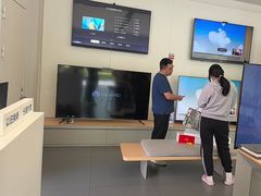 -华为授权体验店(上坤上街购物中心)