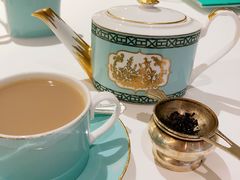 -The Diamond Jubilee Tea Salon at Fortnum & Mason