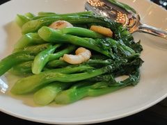 拍蒜油渣炒芥兰苗-北京四季酒店·采逸轩