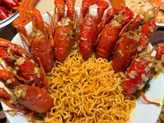 -侠舍·江湖小龙虾大排档(沌口总店)