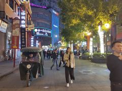 -吉庆街美食广场