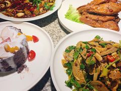 -廉厨干煸鸡(云龙区民富园店)