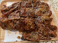 -小董哥烤串·爆汁大油边(故宫店)