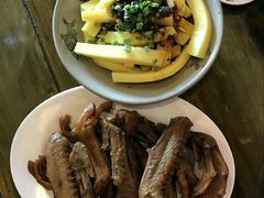 -老鼎万春卤菜(鹭湖宫8区店)