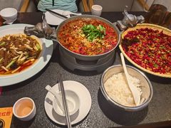 -万重锦·人文川菜馆(骡马市店)