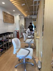 -简法造型·品牌形象店