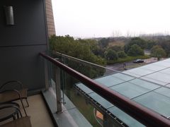 -上海佘山世茂艾美酒店