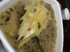 iphone_upload_pic-蔼若春.传承三十年云南菜(金碧公园店)