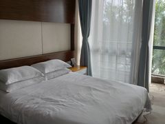 -上海怡沁园度假酒店