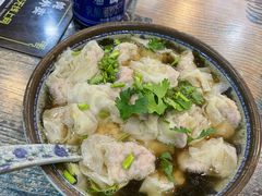 招牌野馄炖-老谢野馄饨(延安路店)
