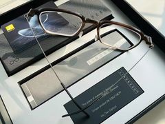 -目艮眼镜SHOWROOM(品牌集合店)