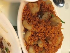 -新大咀港式茶餐厅(宝山万达店)